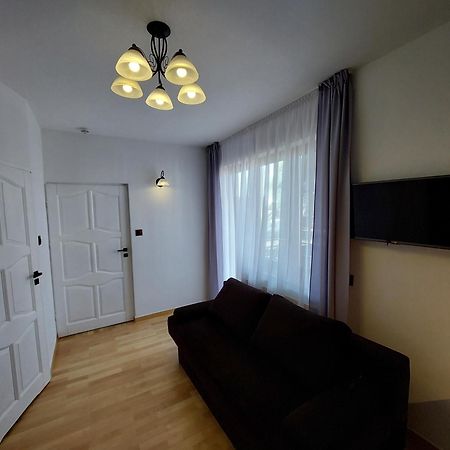 Willa Rubin -Noclegi, Pokoje Krynica Morska, Apartamenty ครีนิซามอร์สกา ภายนอก รูปภาพ