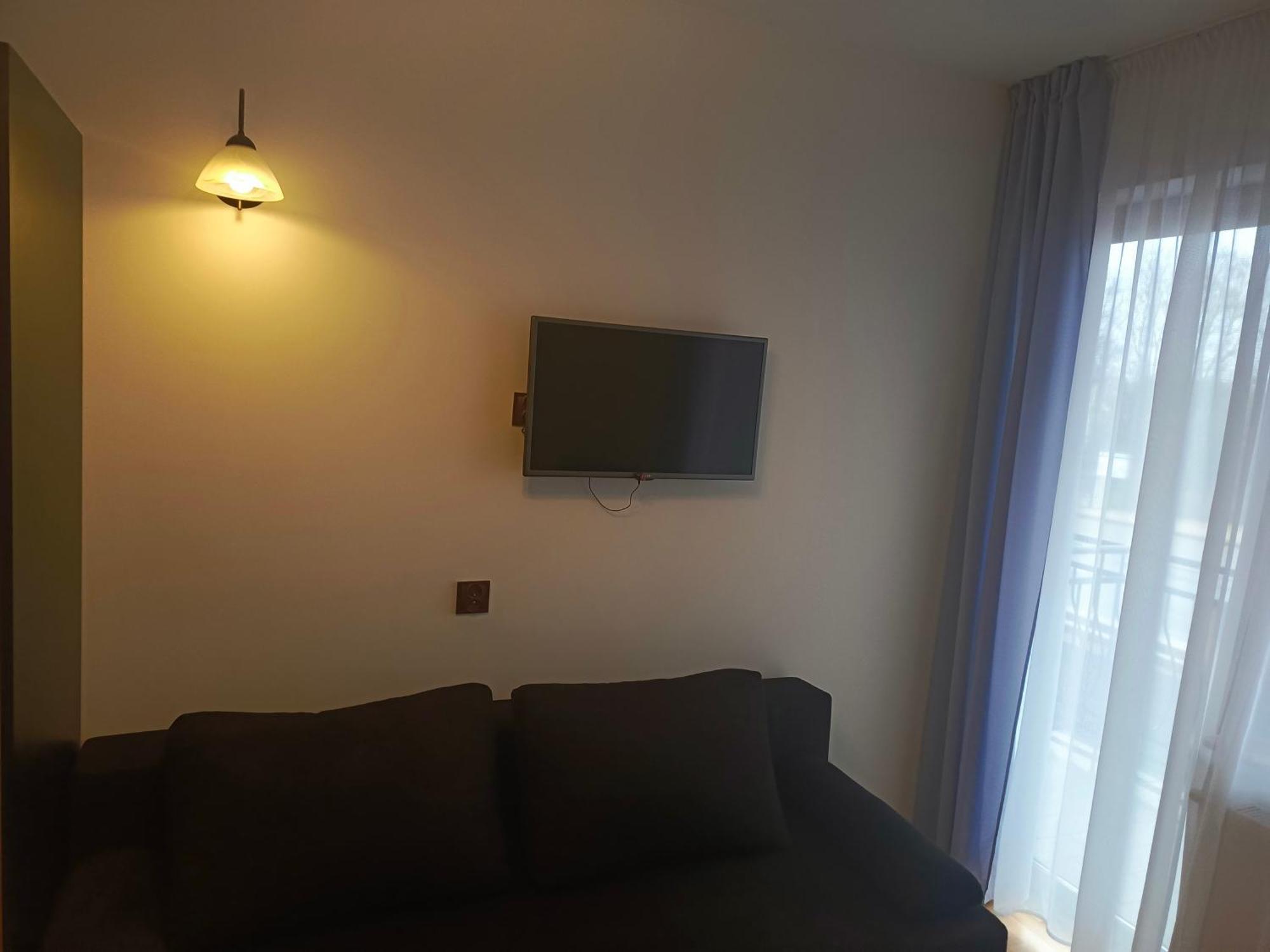 Willa Rubin -Noclegi, Pokoje Krynica Morska, Apartamenty ครีนิซามอร์สกา ภายนอก รูปภาพ