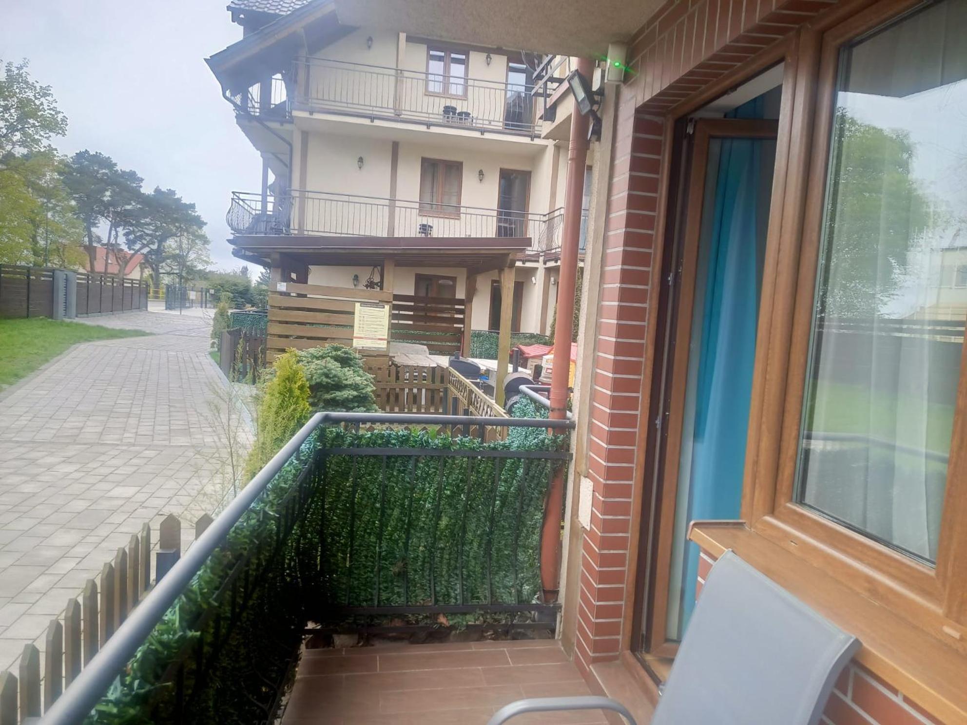 Willa Rubin -Noclegi, Pokoje Krynica Morska, Apartamenty ครีนิซามอร์สกา ภายนอก รูปภาพ