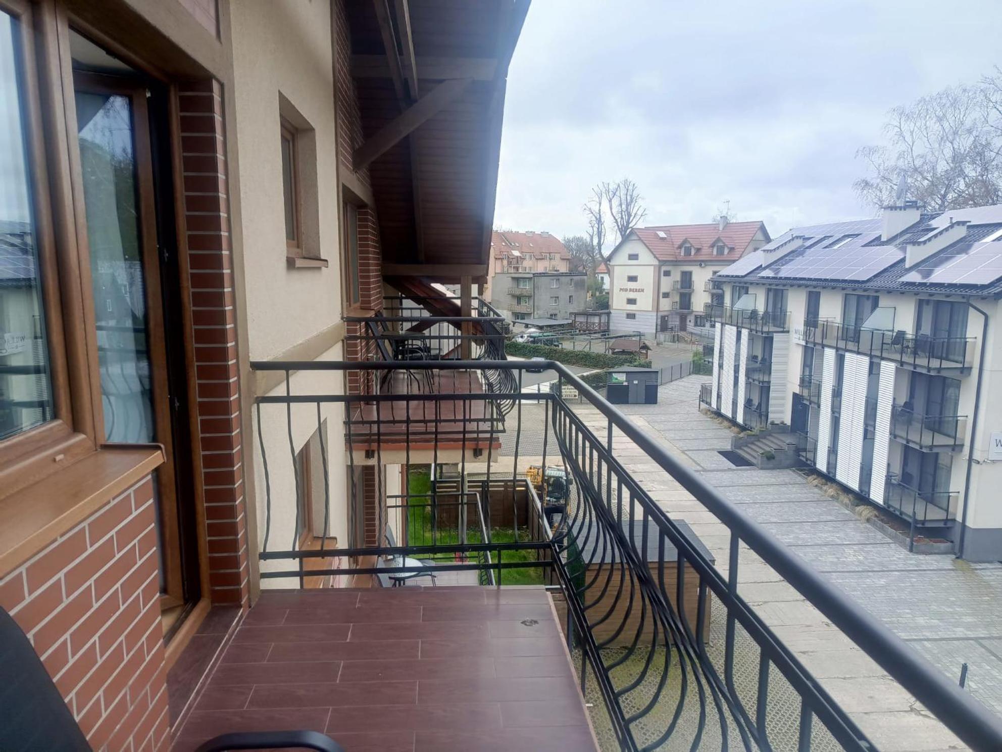 Willa Rubin -Noclegi, Pokoje Krynica Morska, Apartamenty ครีนิซามอร์สกา ภายนอก รูปภาพ