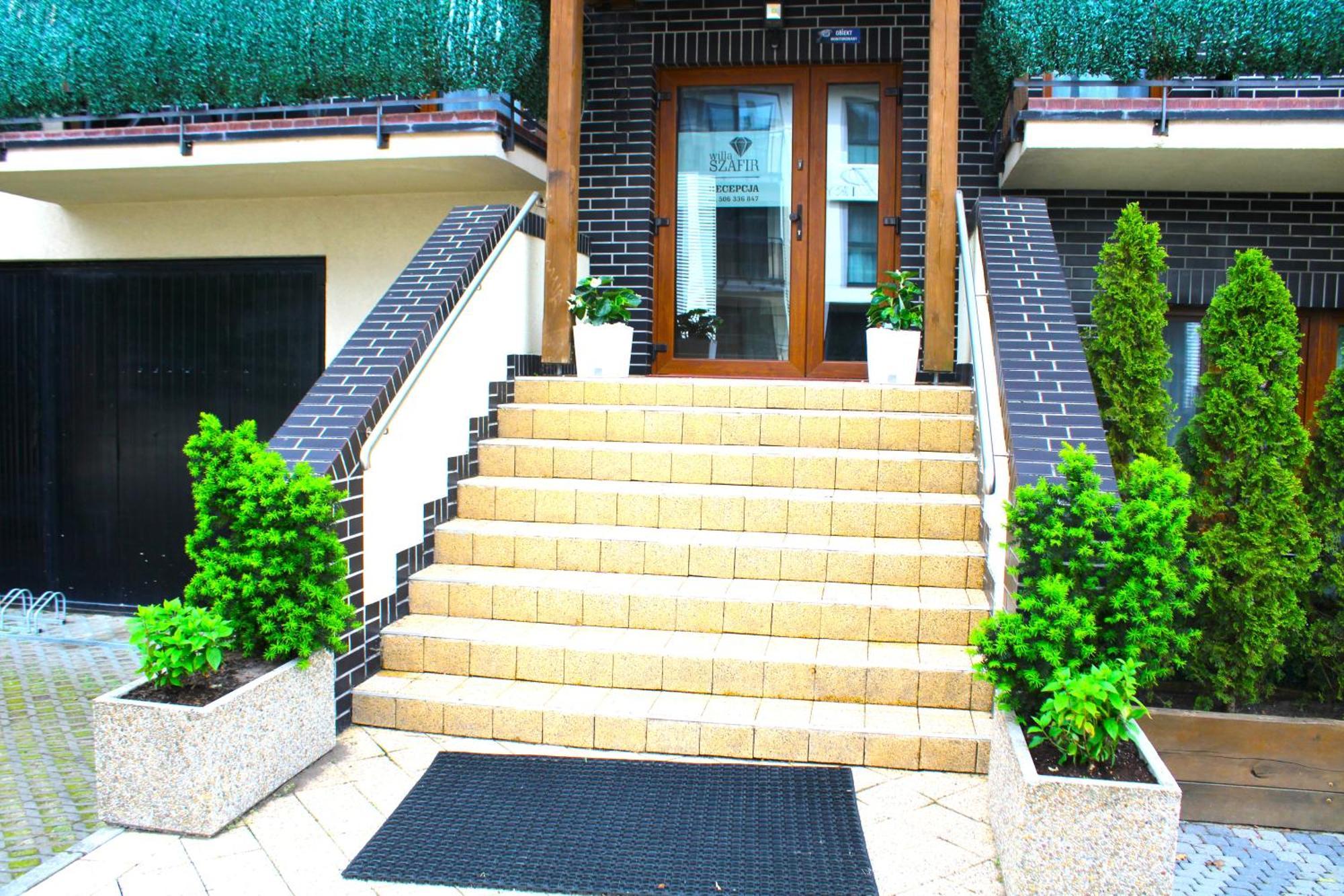Willa Rubin -Noclegi, Pokoje Krynica Morska, Apartamenty ครีนิซามอร์สกา ภายนอก รูปภาพ