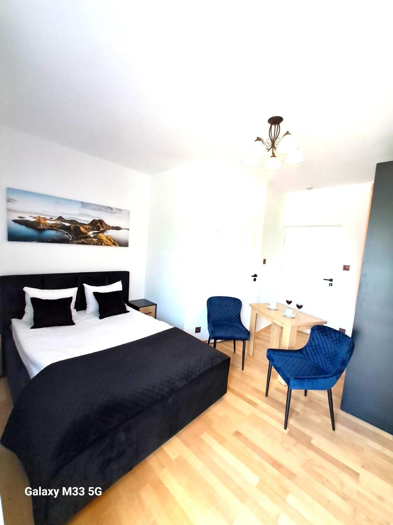 Willa Rubin -Noclegi, Pokoje Krynica Morska, Apartamenty ครีนิซามอร์สกา ภายนอก รูปภาพ
