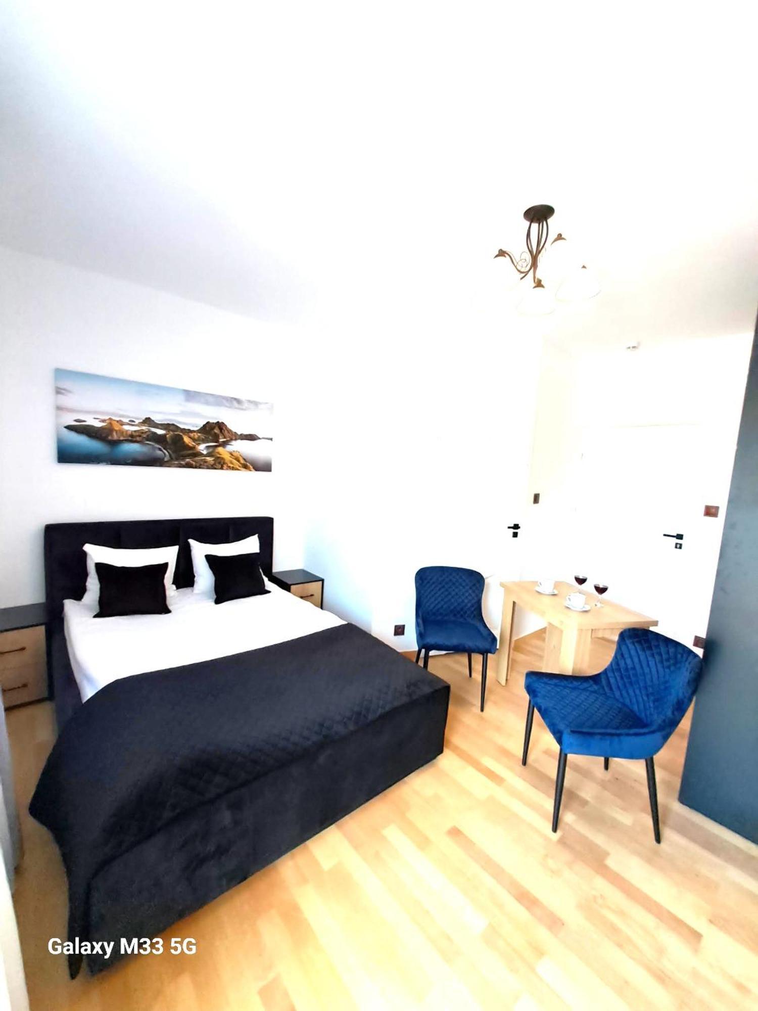Willa Rubin -Noclegi, Pokoje Krynica Morska, Apartamenty ครีนิซามอร์สกา ภายนอก รูปภาพ